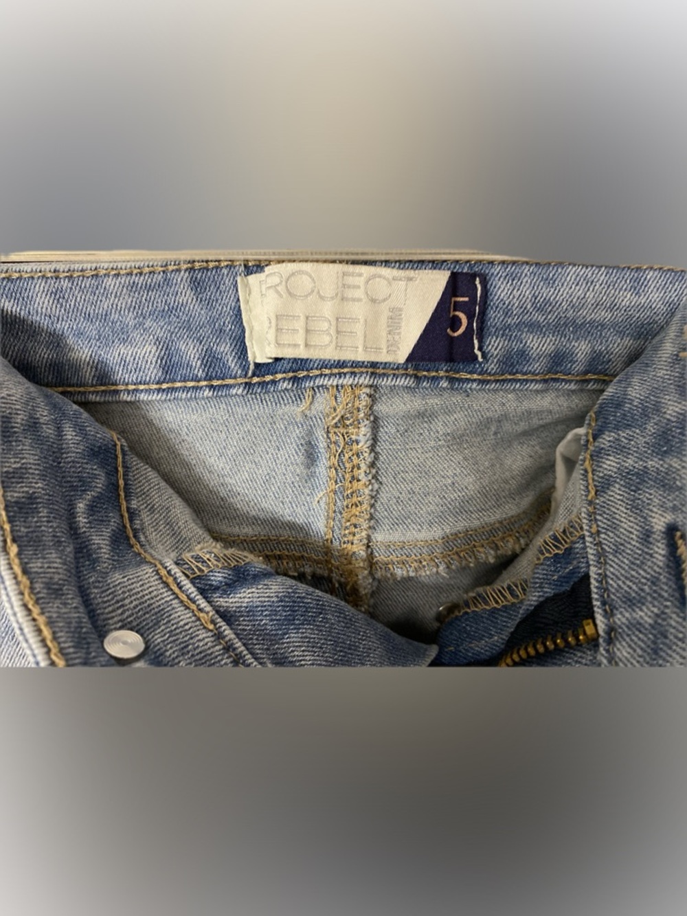 💰Denim Shorts💰 - Picture 4 of 6